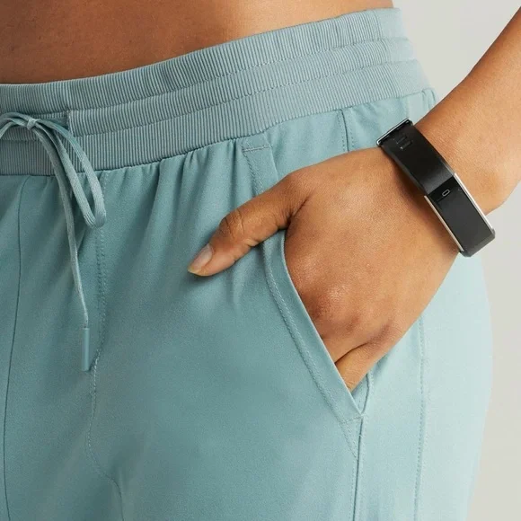 Zella Live In Pocket Joggers in Grey Thunder - Picture 2 of 13